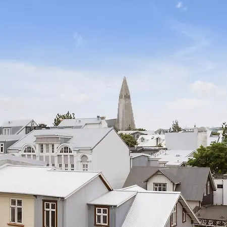 Sumarbústaður Stunning Rooftop In Reykjavik